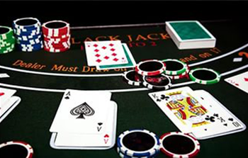 Play Lucky 7 Blackjack